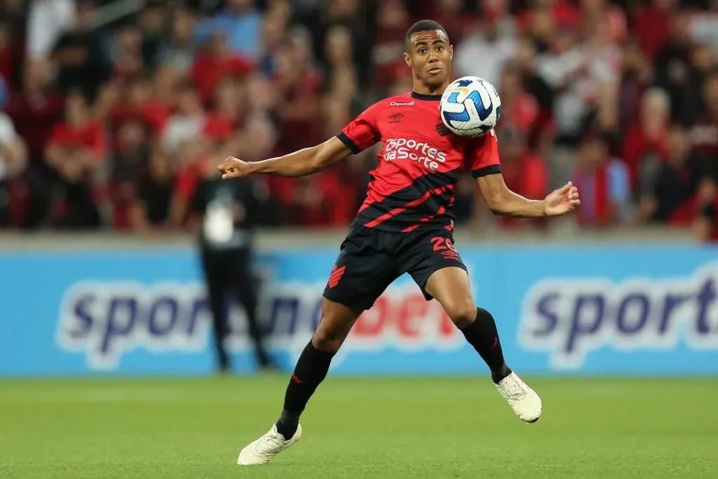 Erick, do Athletico Paranaense (Photo by Heuler Andrey/Getty Images)