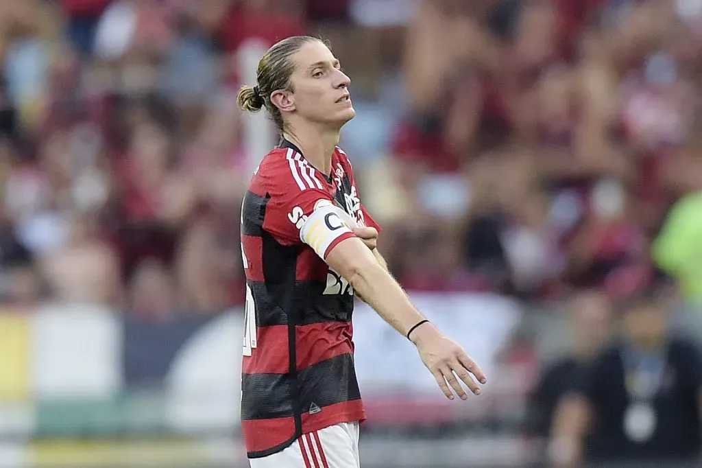 Filipe Luís era um dos capitães do Flamengo. Foto: Alexandre Loureiro/AGIF