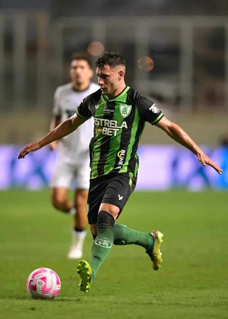 Emmanuel Martínez of America MG  (Photo by Pedro Vilela/Getty Images)