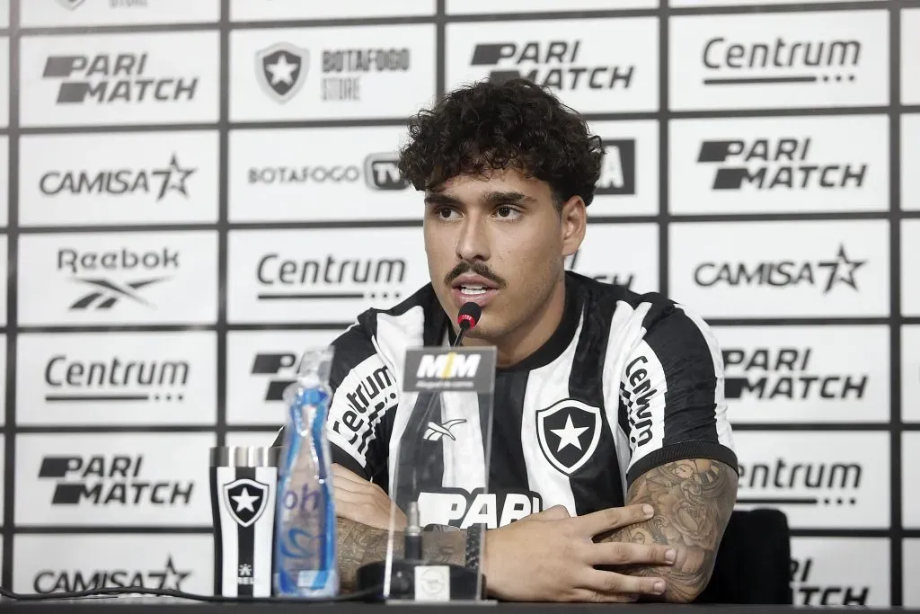 Apresentação de John e Halter do Botafogo, Estadio Nilton Santos. 09 de Janeiro de 2024, Rio de Janeiro, RJ, Brasil. Foto: Vitor Silva/Botafogo.