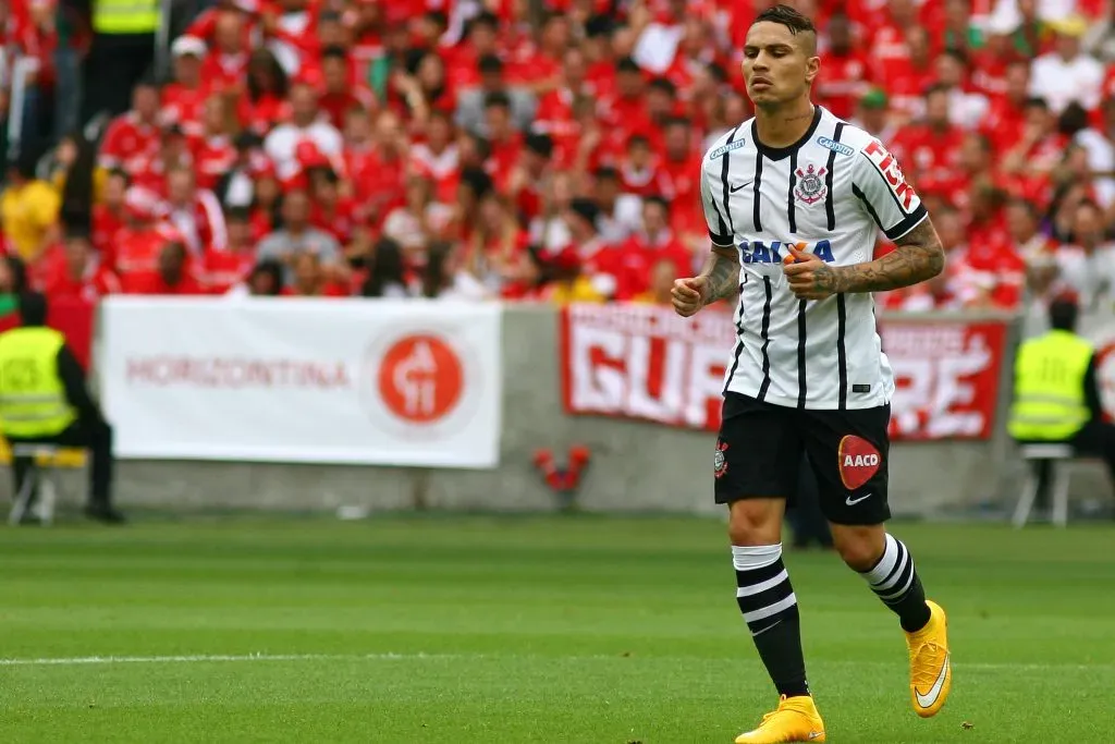 Paolo Guerrero nos tempos de Corinthians. (Photo by Lucas Uebel/Getty Images)