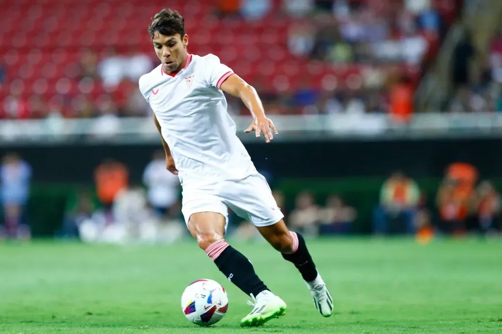 Óliver Torres pelo Sevilla. (Photo by Leopoldo Smith/Getty Images)
