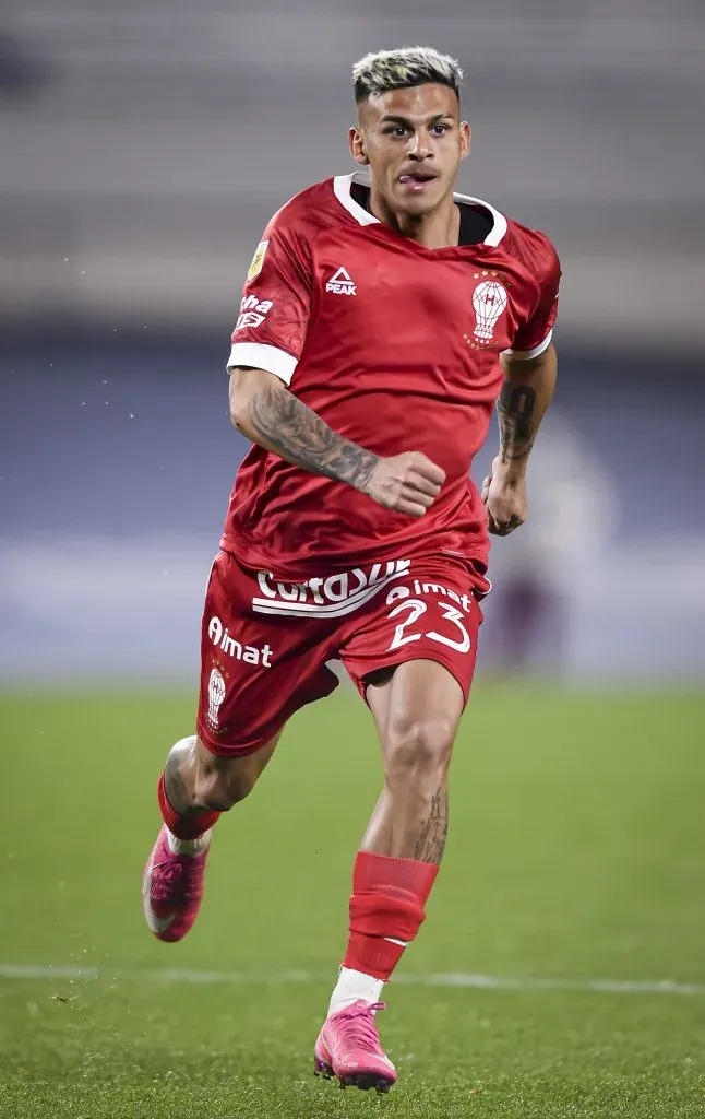 Argentino em ação pelo Huracán (Photo by Marcelo Endelli/Getty Images)