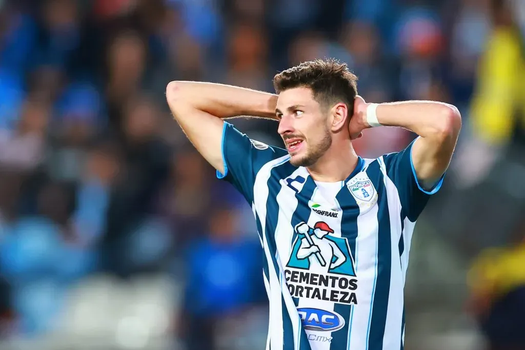 Lucas Di Yorio, alvo do Vasco
