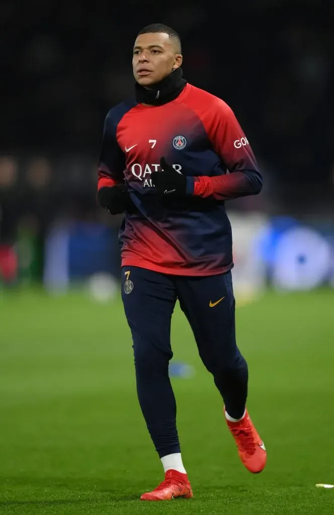 Mbappé no aquecimento pelo PSG. Foto: Justin Setterfield/Getty Images