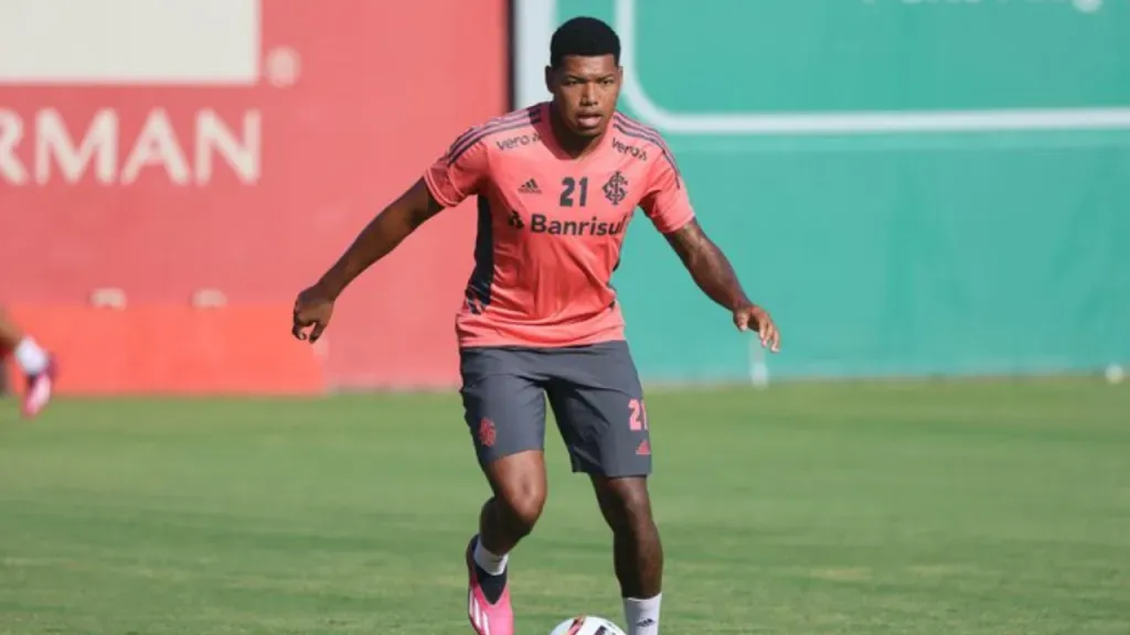 Thauan Lara foi afastado do elenco do Inter (Foto: Ricardo Duarte/Inter/Divulgação)