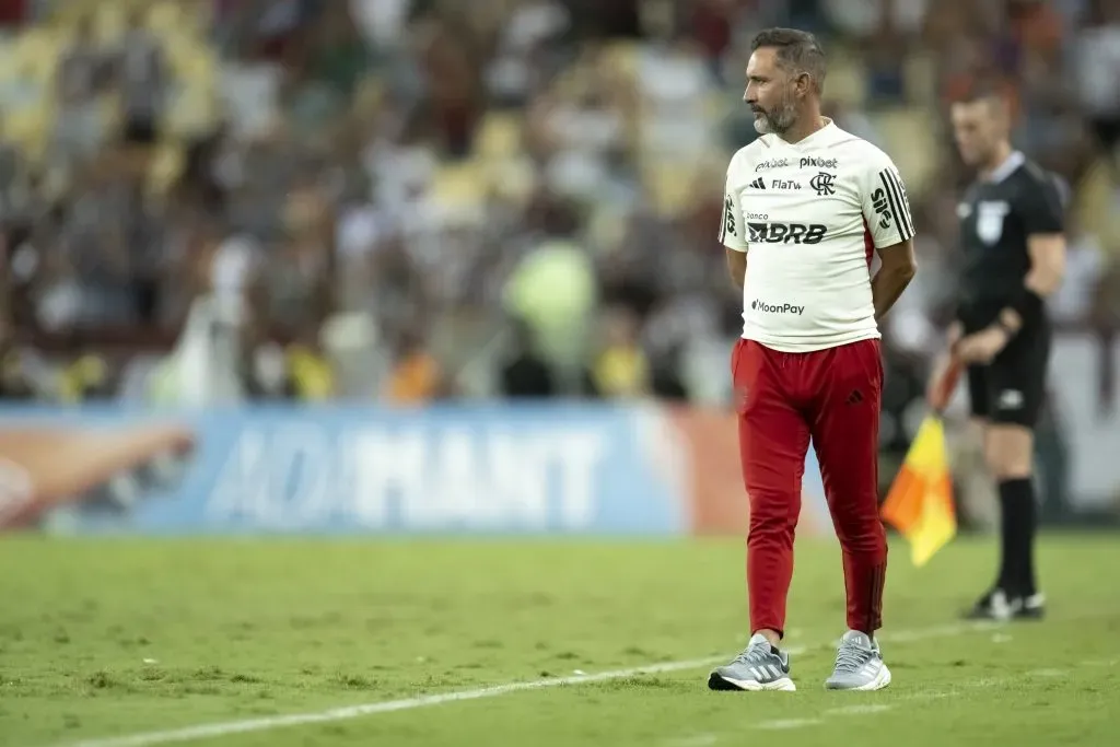 Vítor Pereira sob o comando do Flamengo. Foto: Jorge Rodrigues/AGIF