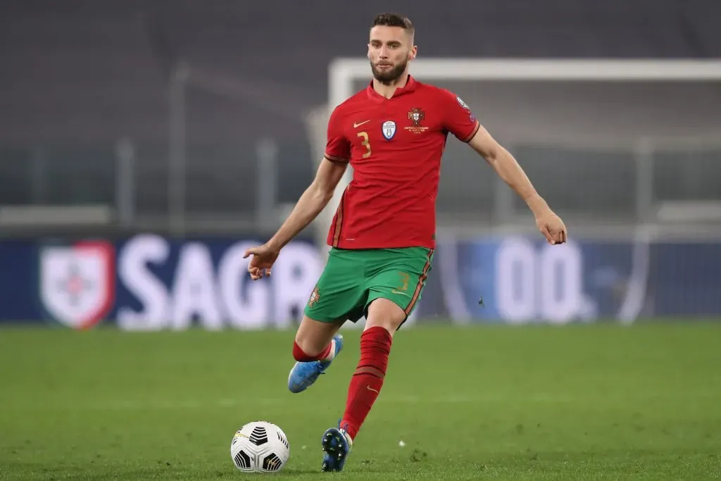 Domingos Duarte atuando por Portugal (Photo by Jonathan Moscrop/Getty Images)