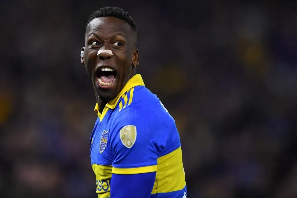 Lateral em ação pelo Boca Juniors (Photo by Marcelo Endelli/Getty Images)