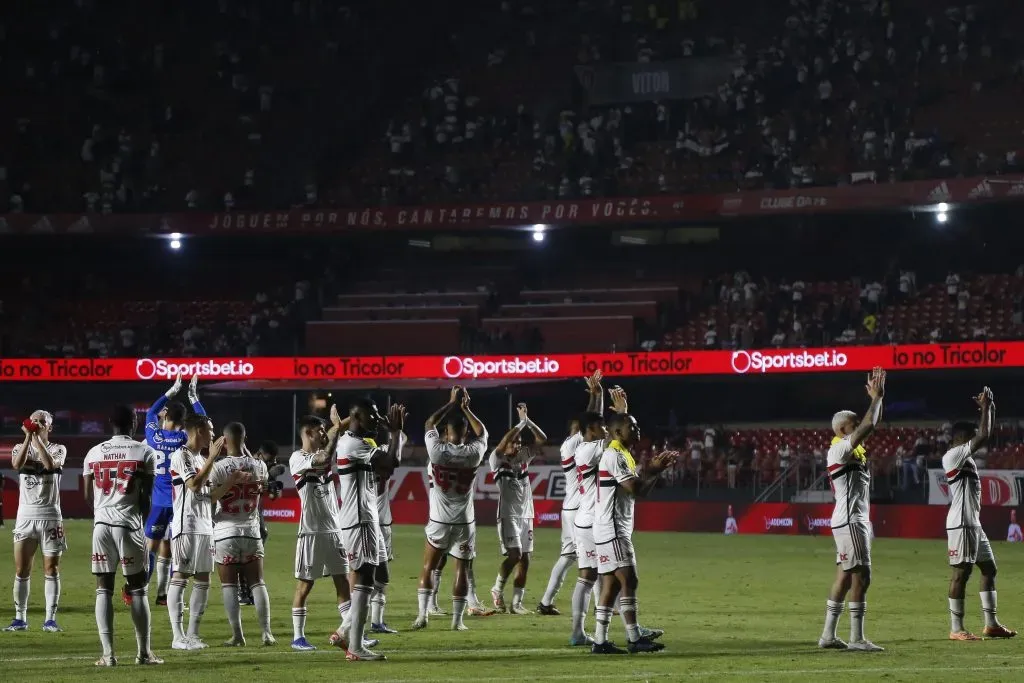 Players of Sao Paulo (Photo by Miguel Schincariol/Getty Images)