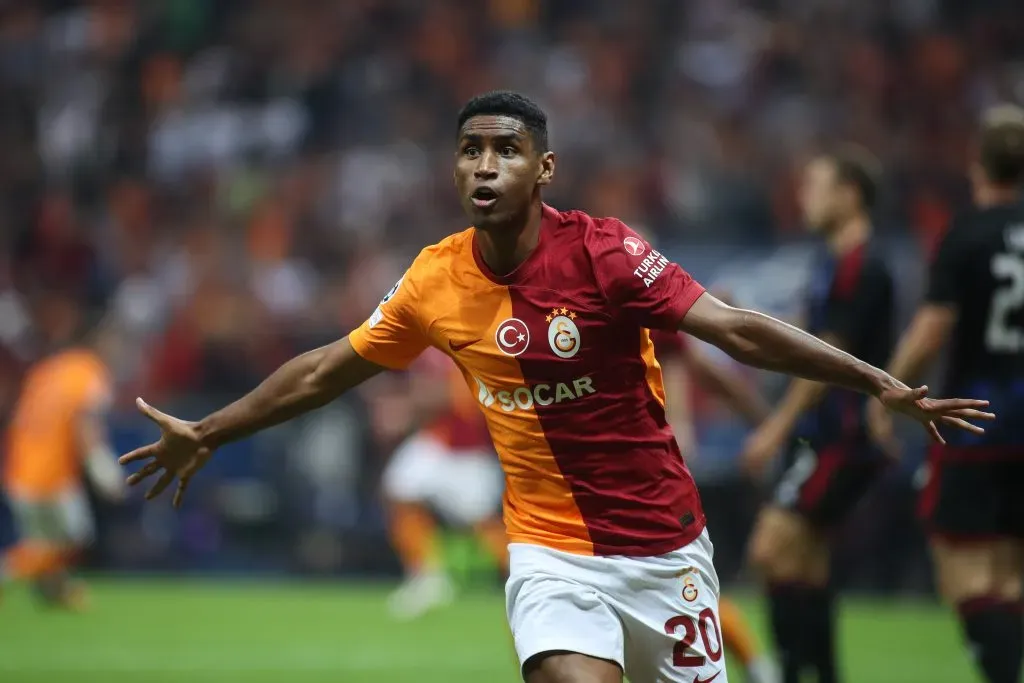 Tetê no duelo diante do Copenhagen (Photo by Ahmad Mora/Getty Images)