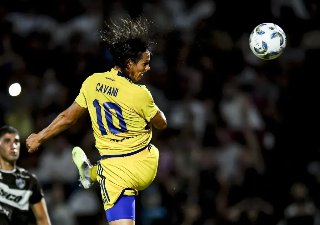 Edinson Cavani em ação pelo Boca Juniors. (Photo by Marcelo Endelli/Getty Images)