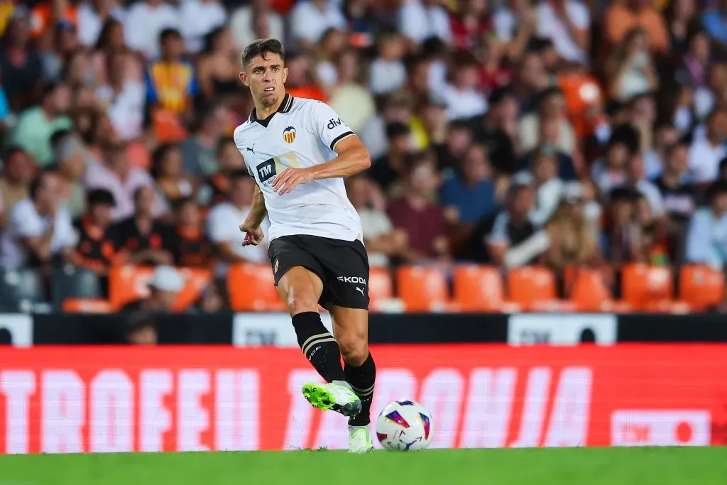 Gabriel Paulista of Valencia. (Photo by Eric Alonso/Getty Images)