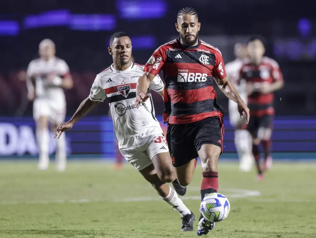 Pablo em ação pelo Fla (Photo by Alexandre Schneider/Getty Images)