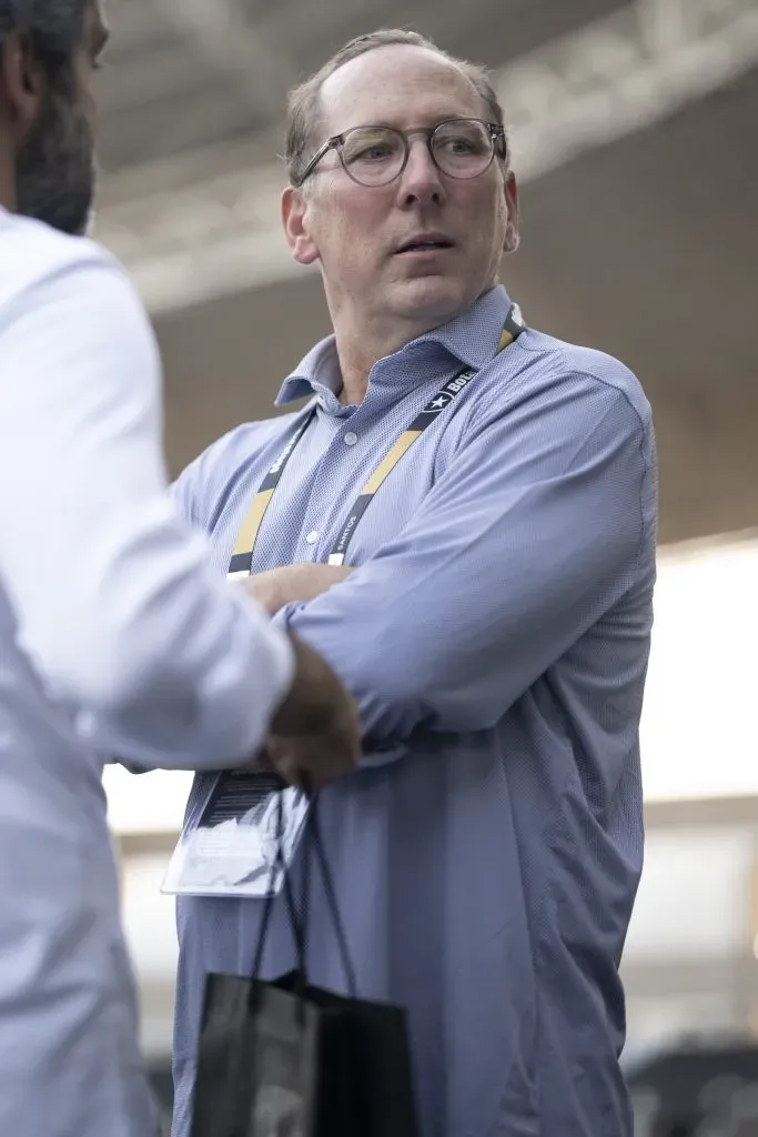 Dono do Botafogo segue fazendo promessas. Foto: Jorge Rodrigues/AGIF