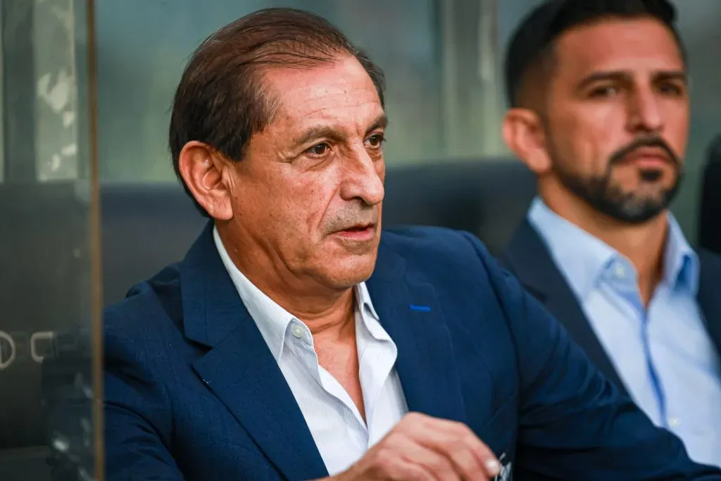 BA - PORTO ALEGRE - 03/12/2023 - BRASILEIRO A 2023, GREMIO X VASCO - Ramon Diaz tecnico do Vasco durante partida contra o Gremio no estadio Arena do Gremio pelo campeonato Brasileiro A 2023. Foto: Maxi Franzoi/AGIF