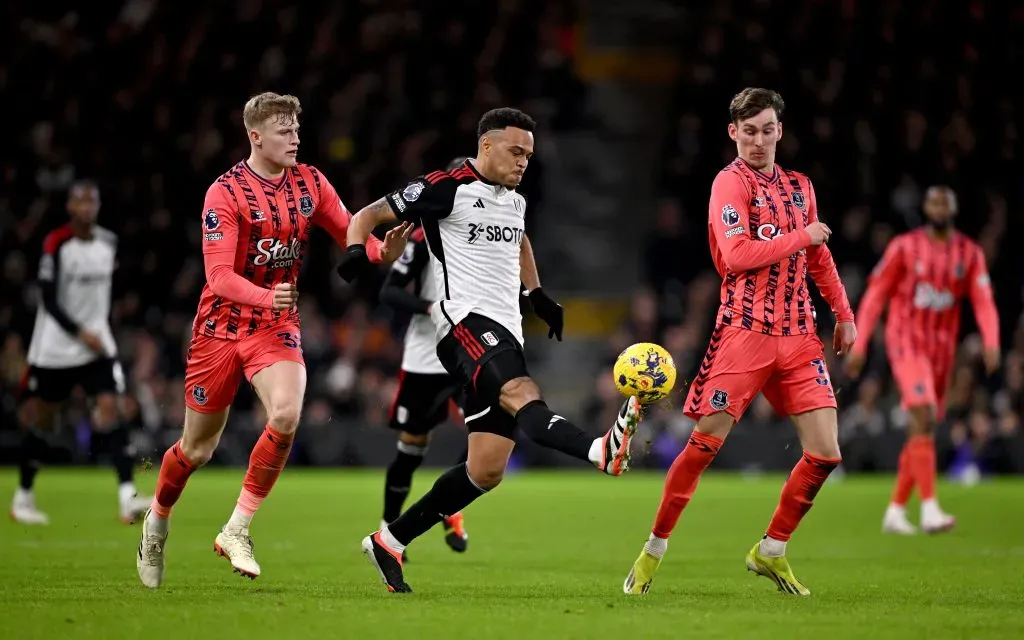 Rodrigo Muniz contra o Everton. (Photo by Mike Hewitt/Getty Images)