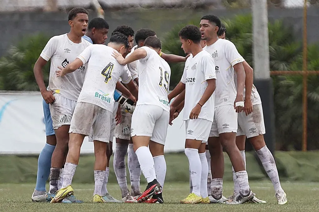 Sub 17 do Santos | Foto: Pedro Ernesto Guerra Azevedo/Santos FC