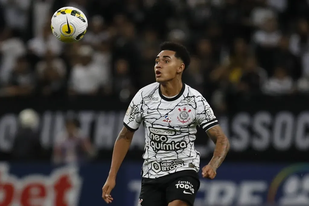 Jogador no duelo diante do Avaí (Photo by Ricardo Moreira/Getty Images)