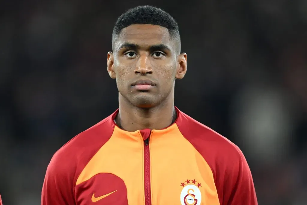 Tetê no duelo diante do Manchester United (Photo by Michael Regan/Getty Images)