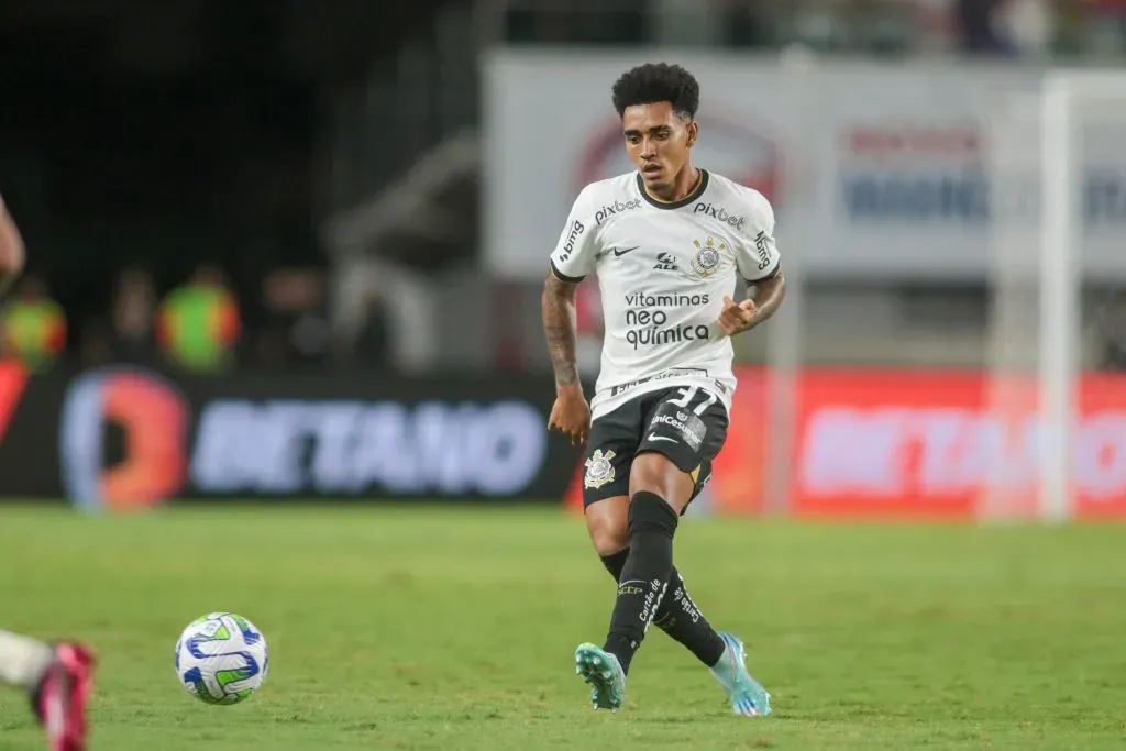 Du Queiroz nos tempos de Corinthians. Foto: Fernando Torres/AGIF