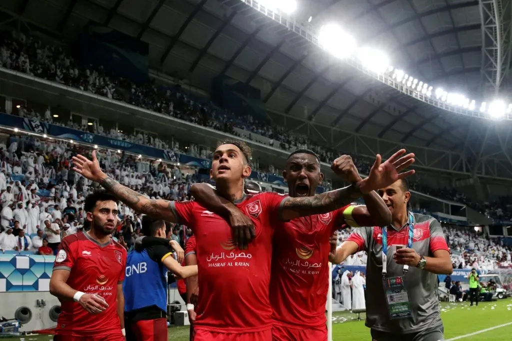 Edmilson em ação pelo Al-Duhail (Photo by Christopher Pike/Getty Images for The 2022 Supreme Committee for Delivery and Legacy)