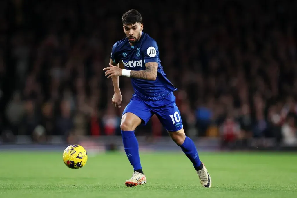 Paquetá no duelo diante do Arsenal (Photo by Catherine Ivill/Getty Images)
