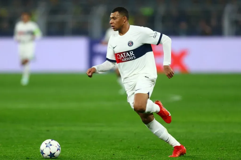 Kylian Mbappe of Paris Saint-Germain . (Photo by Leon Kuegeler/Getty Images)