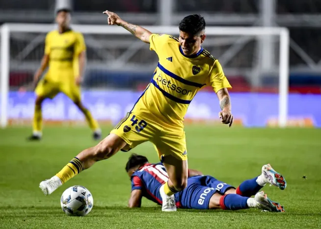 Jorman Campuzano pelo Boca Juniors. (Photo by Marcelo Endelli/Getty Images)