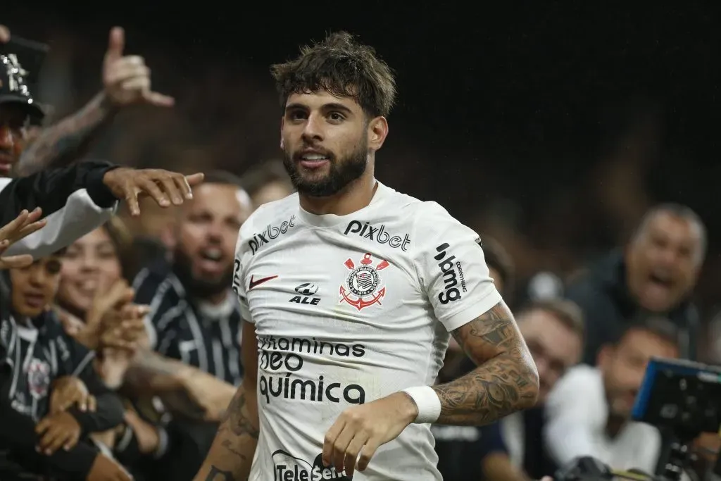 Atacante em ação pelo Corinthians (Photo by Ricardo Moreira/Getty Images)