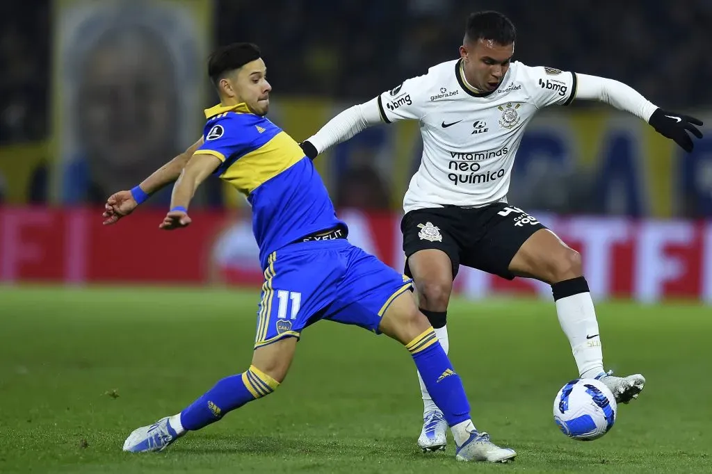 Giovane em ação contra o Boca Juniors. (Photo by Marcelo Endelli/Getty Images)