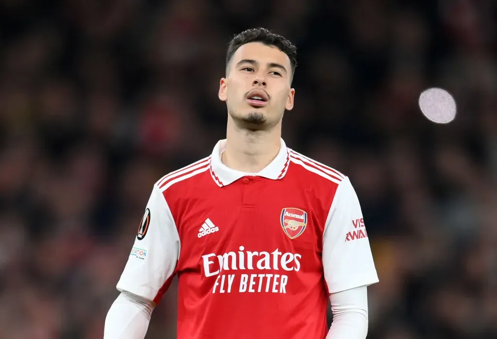LONDON, ENGLAND – MARCH 16: Gabriel Martinelli em ação pelo Arsenal (Photo by Shaun Botterill/Getty Images)