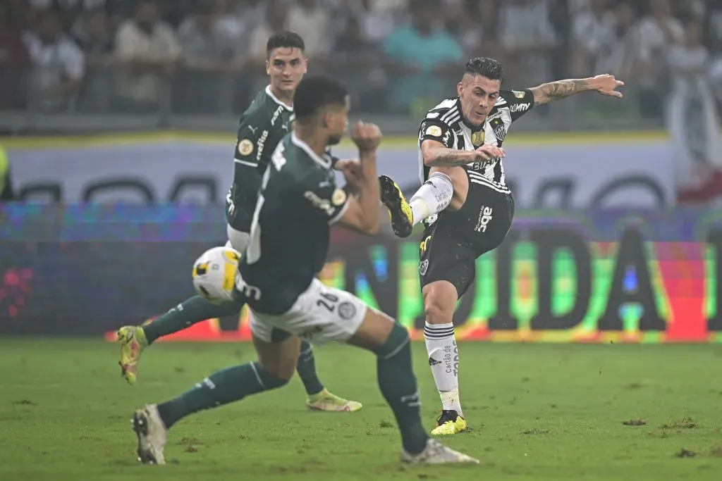 Cristian Pavón em ação contra o Palmeiras. (Photo by Pedro Vilela/Getty Images)