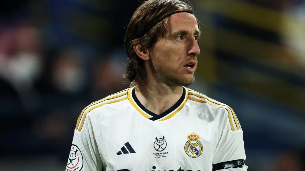 Modric deixará o Real Madrid. (Photo by Yasser Bakhsh/Getty Images)