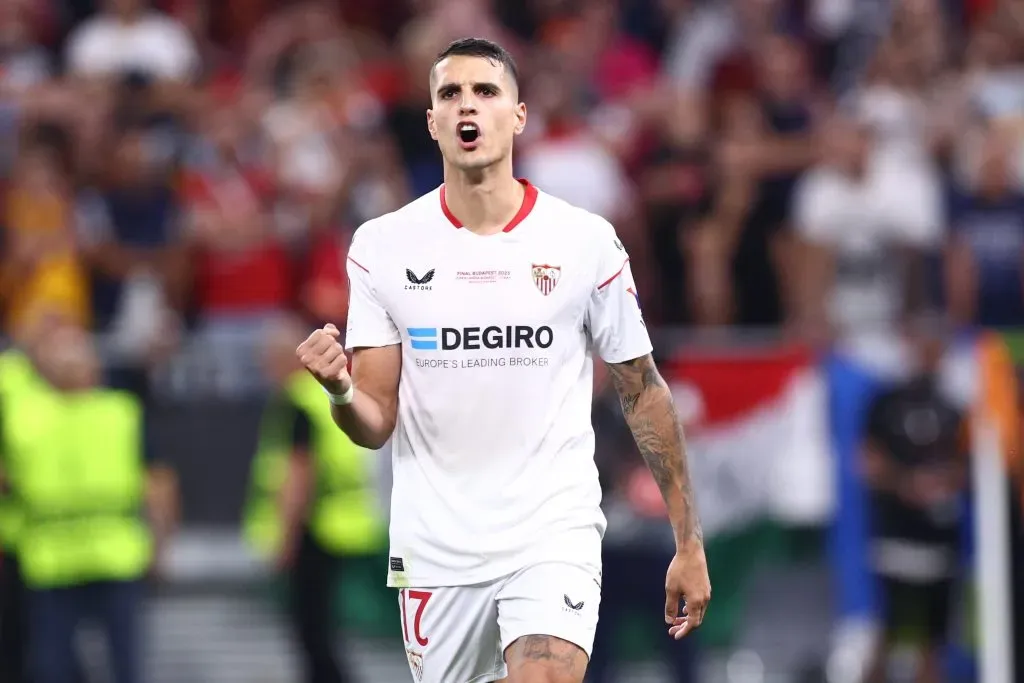 Argentino em ação pelo Sevilla (Photo by Clive Rose/Getty Images)