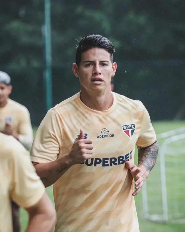 James Rodríguez no CT da Barra Funda | Foto: Divulgação/Flickr Oficial São Paulo