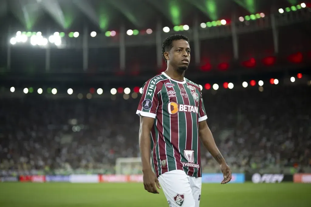RJ – RIO DE JANEIRO – 24/08/2023 – LIBERTADORES 2023, FLUMINENSE X OLIMPIA – Keno jogador do Fluminense antes da partida contra o Olimpia no estadio Maracana pelo campeonato Libertadores 2023. Foto: Jorge Rodrigues/AGIF
