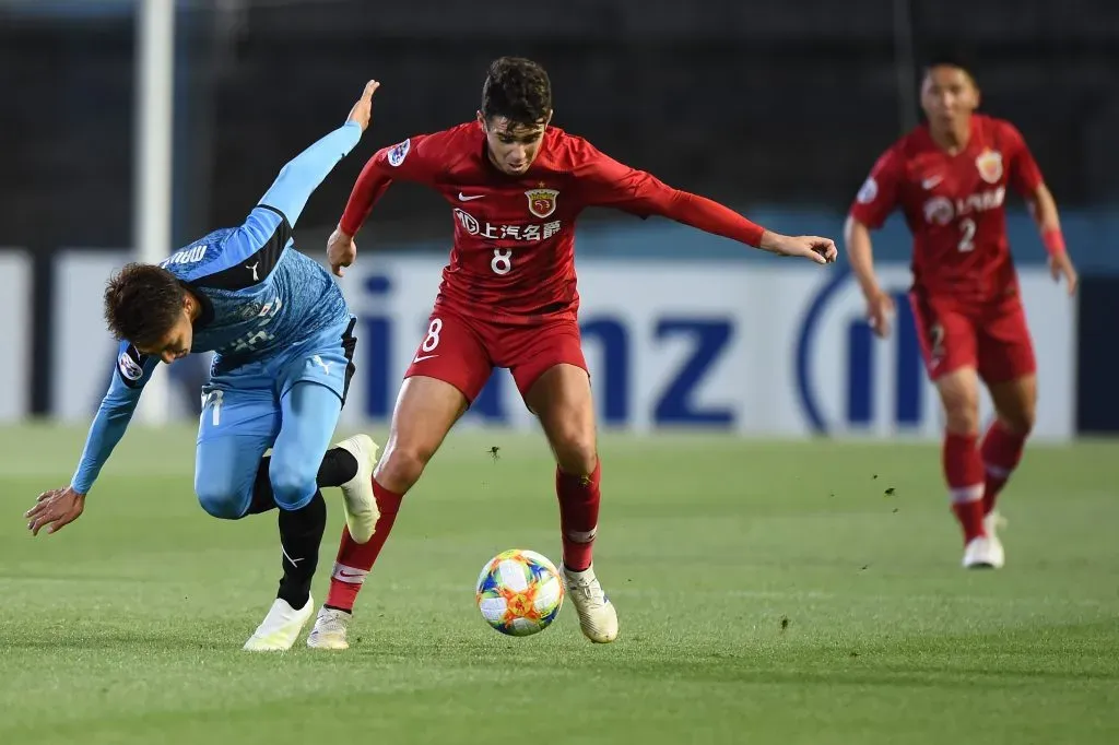 Oscar em ação na AFC Champions League. (Photo by Matt Roberts/Getty Images)