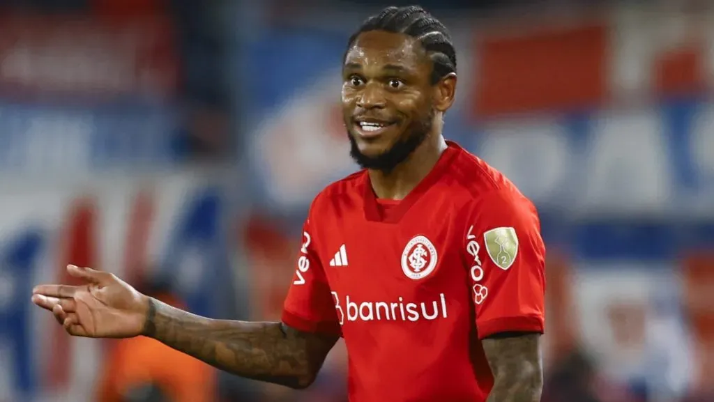 Luiz Adriano pode reforçar time paulista em 2024. (Photo by Ernesto Ryan/Getty Images)
