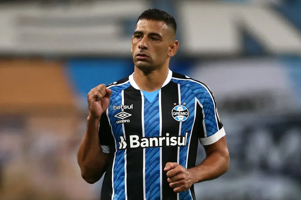 Diego Souza exaltou o treinador do Grêmio (Foto: Diego Vara – Pool/Getty Images)