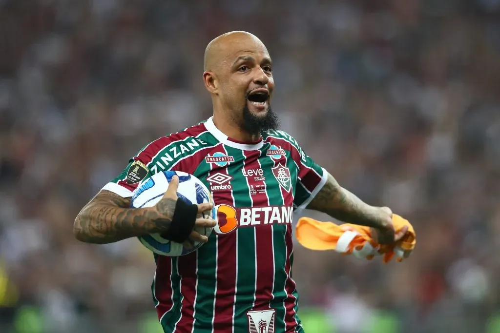 Felipe Melo of Fluminense . (Photo by Raul Sifuentes/Getty Images)