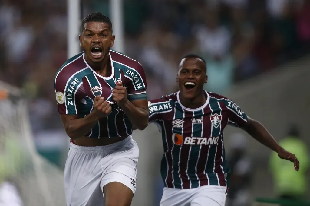 David Braz celebrando gol pelo Fluminense. (Photo by Wagner Meier/Getty Images)