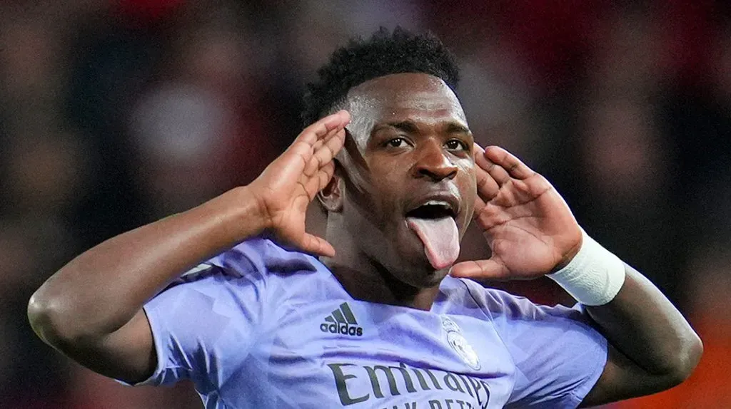 Vinícius Júnior precisa ter ajuda do Real Madrid. Foto: Aitor Alcalde/Getty Images