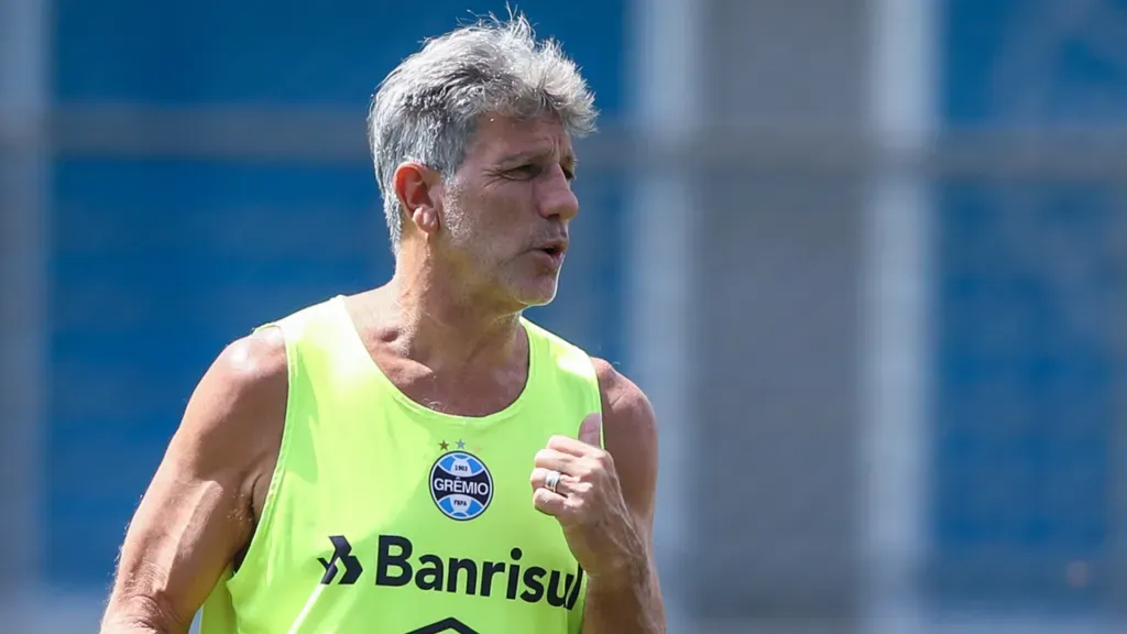 Renato tem escassez de opções na zaga do Grêmio (Foto: Lucas Uebel/Grêmio/Divulgação)
