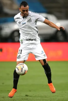Diego Pituca conta bastidores de volta ao Santos. Foto: Diego Vara – Pool/Getty Images