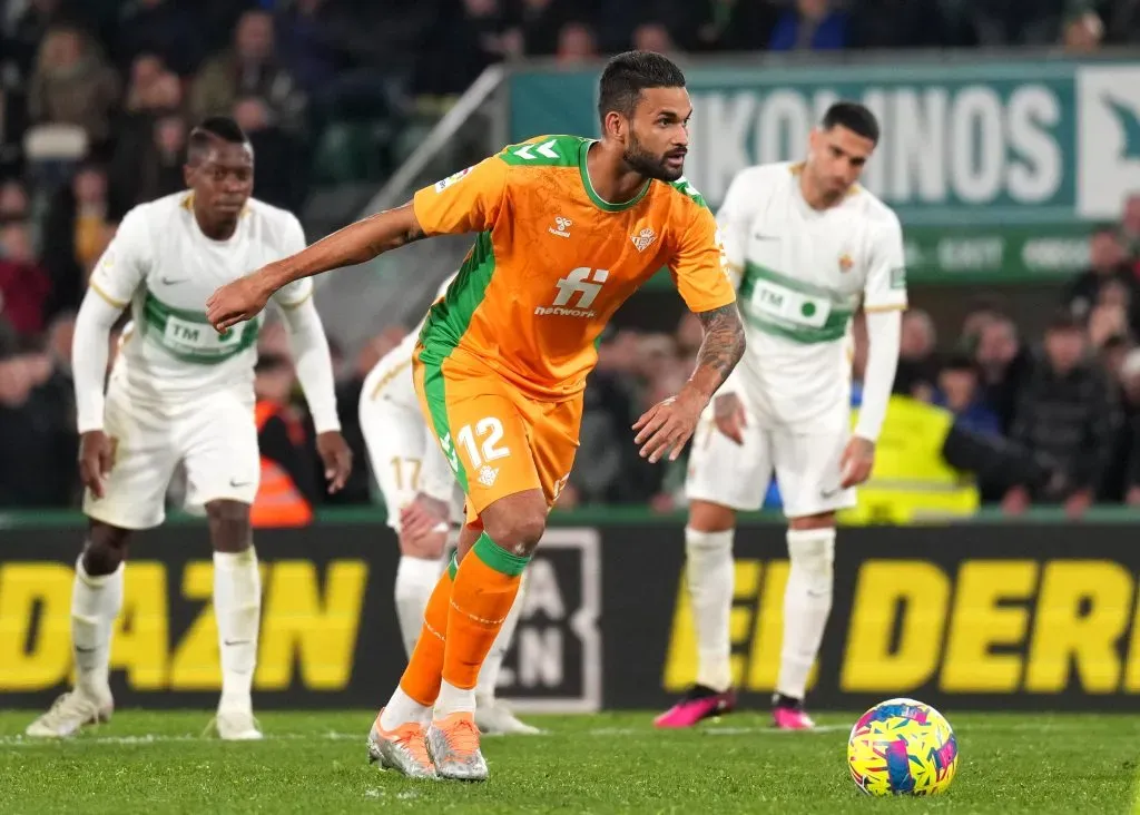 Willian José em ação pelo Betis (Photo by Aitor Alcalde/Getty Images)