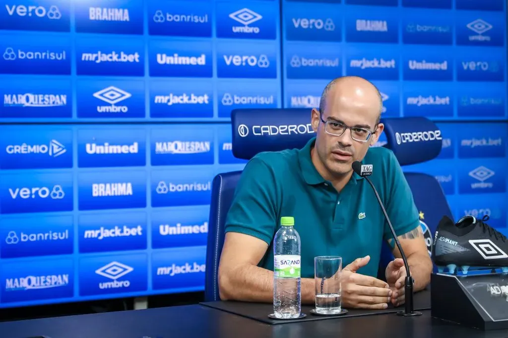 Caleffi contou bastidores inéditos do Grêmio (Foto: Lucas Uebel/Grêmio/Divulgação)