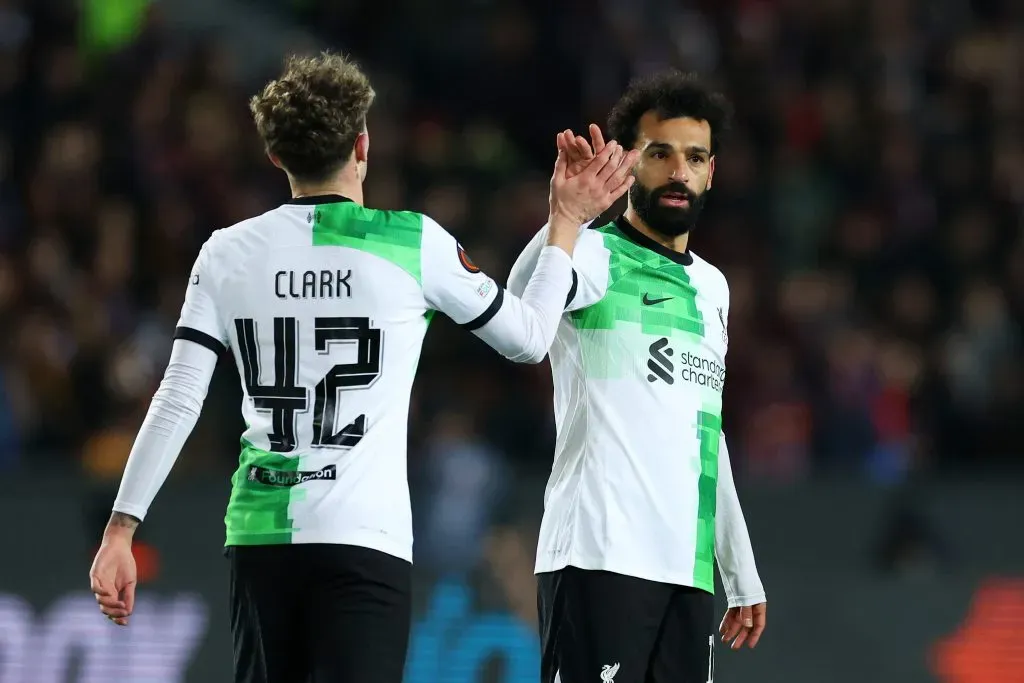 Salah tende a jogar contra o City. (Photo by Alexander Hassenstein/Getty Images)