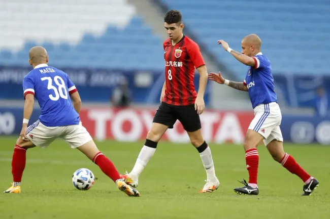 Oscar em partida pela AFC Champions League. (Photo by Mohamed Farag/Getty Images)