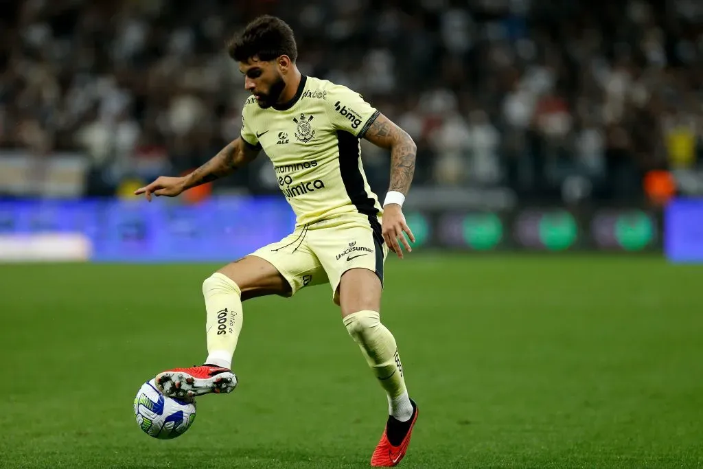 Atacante no duelo diante do Botafogo (Photo by Ricardo Moreira/Getty Images)